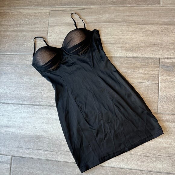 Superdown Black Satin Ruched Mini Dress XXS - Picture 2 of 9